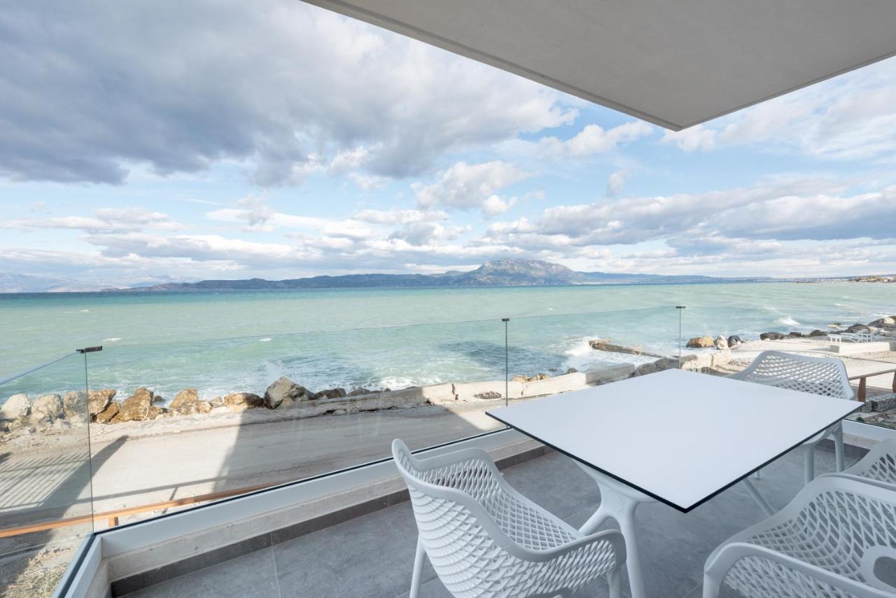 Costa Vasia Seaside Suites And Apartments Vrachati Exterior photo
