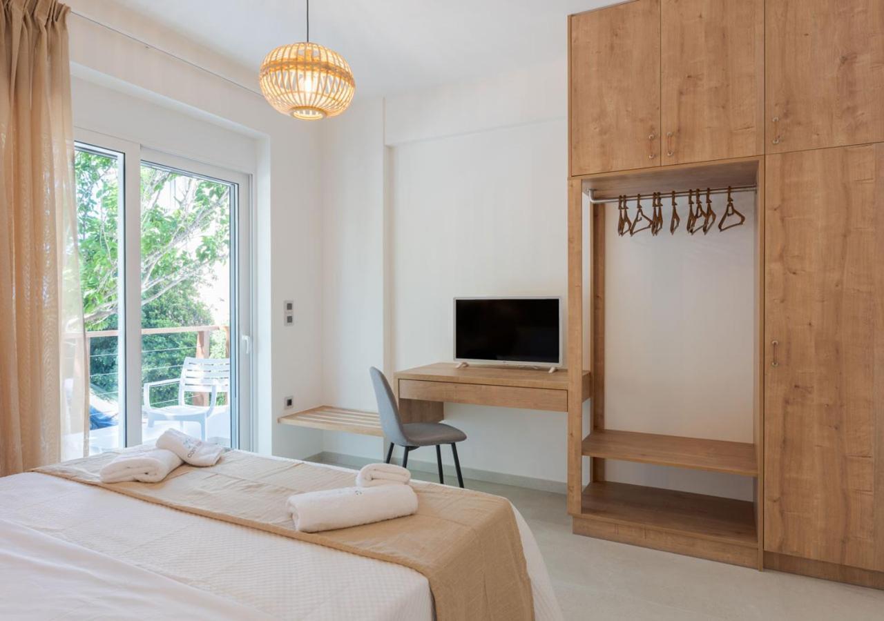 Costa Vasia Seaside Suites And Apartments Vrachati Exterior photo